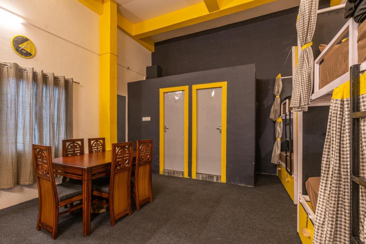 The Hosteller Kasar Devi المورا المظهر الخارجي الصورة