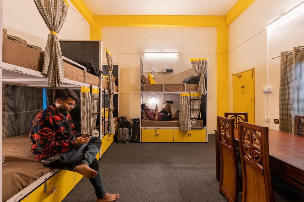 The Hosteller Kasar Devi المورا المظهر الخارجي الصورة